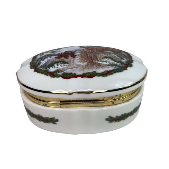 1986 Heritage House Melodies of Christmas Porcelain Trinket Box Deer Sleigh - Picture 6 of 12